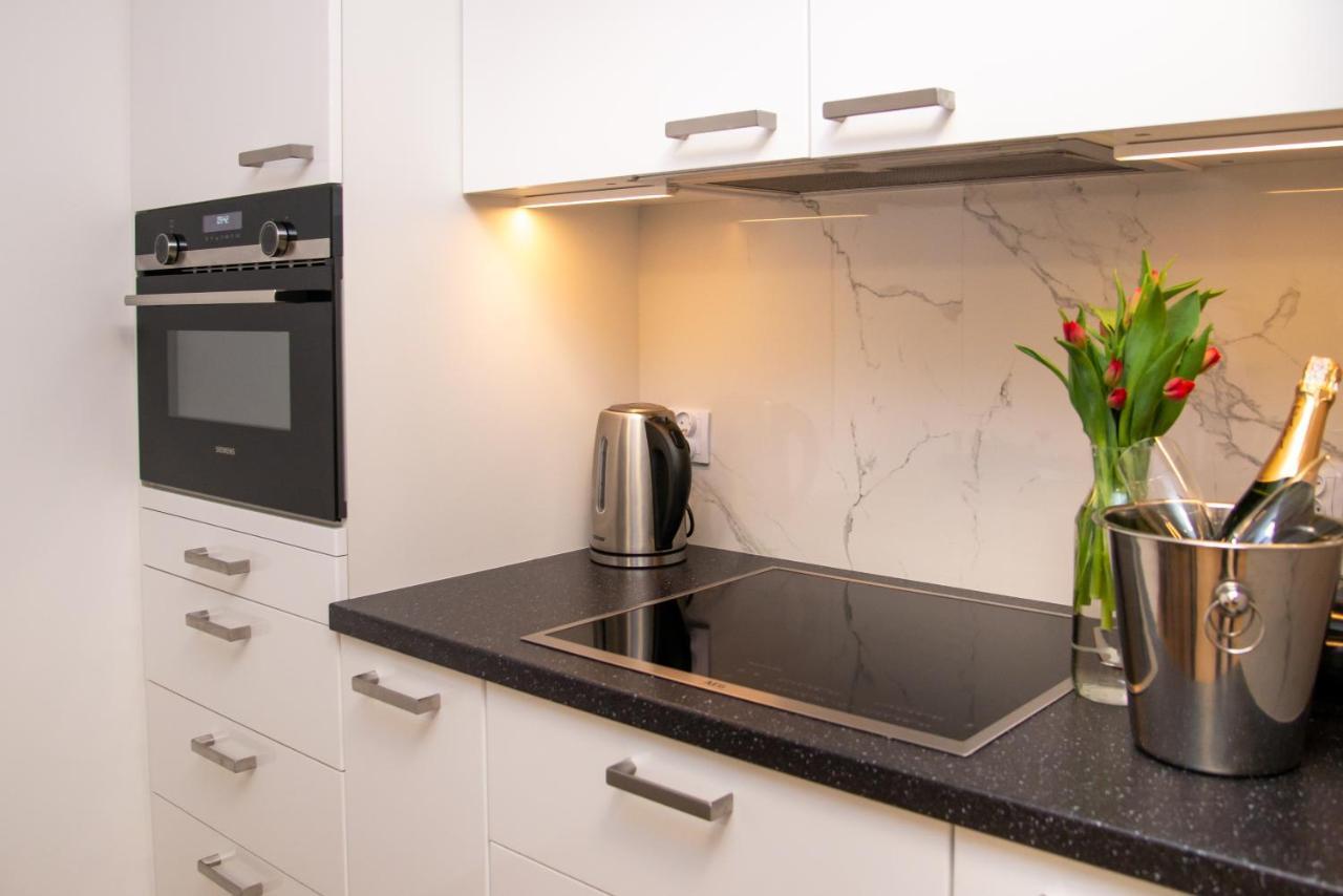 Maya'S Flats & Resorts 49 - Spacious 3 Rooms Apartment In Szafarnia Gdańsk Exterior foto