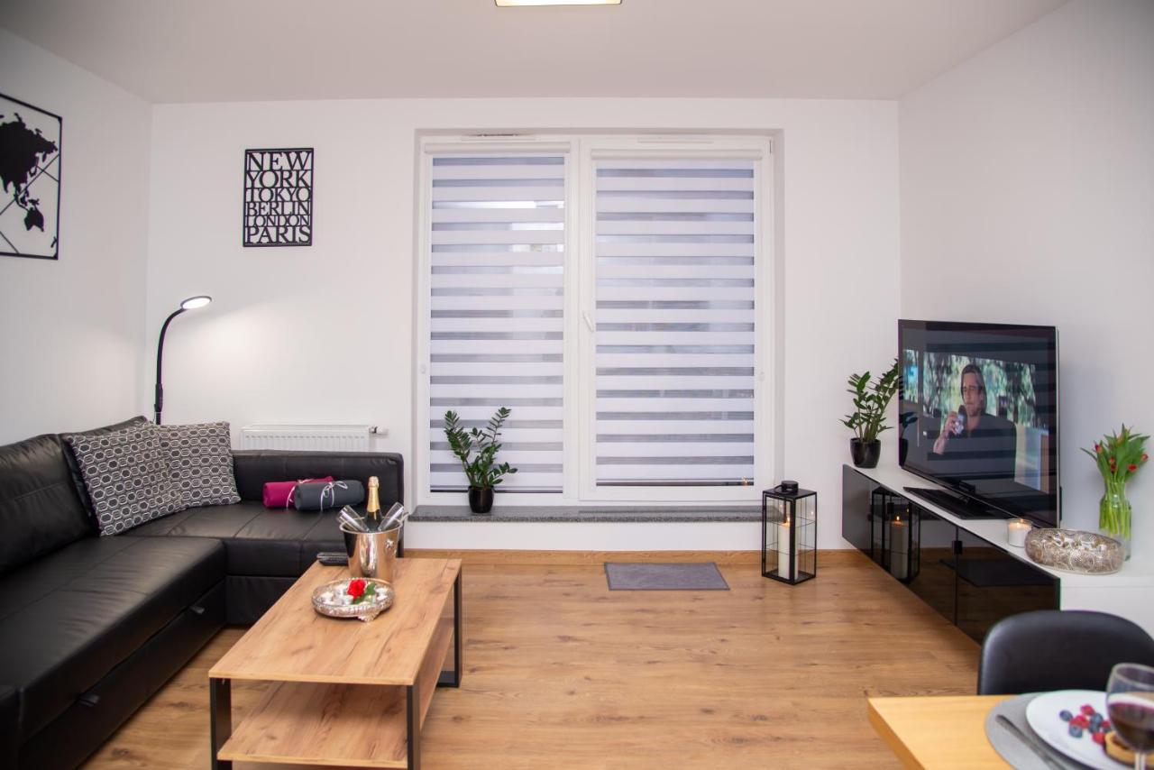 Maya'S Flats & Resorts 49 - Spacious 3 Rooms Apartment In Szafarnia Gdańsk Exterior foto