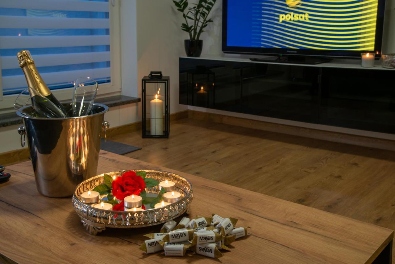 Maya'S Flats & Resorts 49 - Spacious 3 Rooms Apartment In Szafarnia Gdańsk Exterior foto